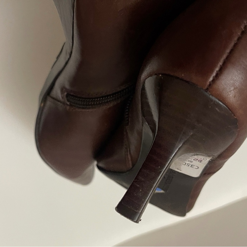 Anne Klein Leather Rich Brown Kitten Heeled Boots Chic Classy Workwear Preppy - Picture 11 of 16